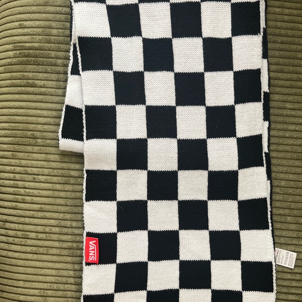 Vans Monochrome Checkered Knit Scarf